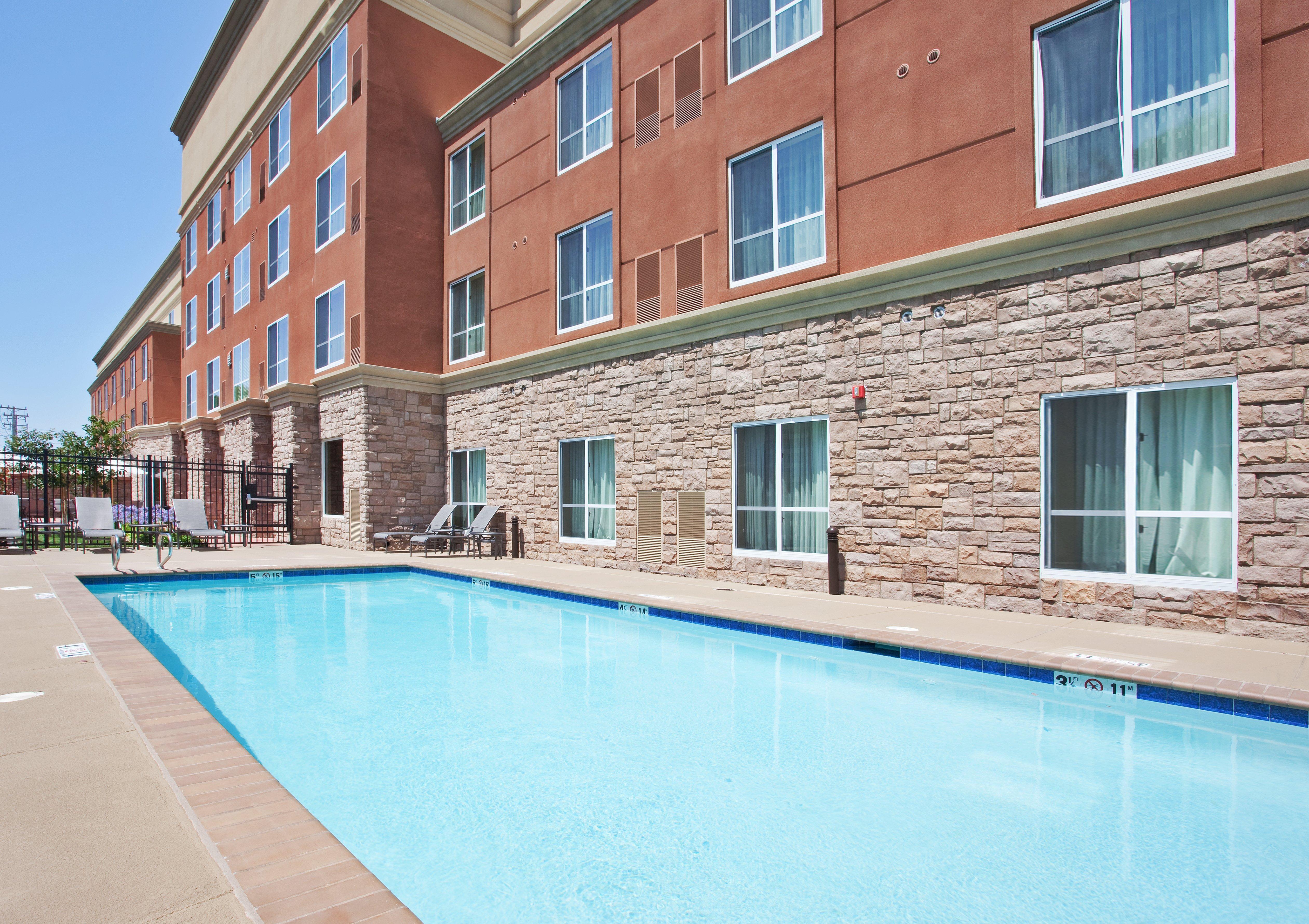 Holiday Inn Oakland Airport, An Ihg Hotel Exterior photo